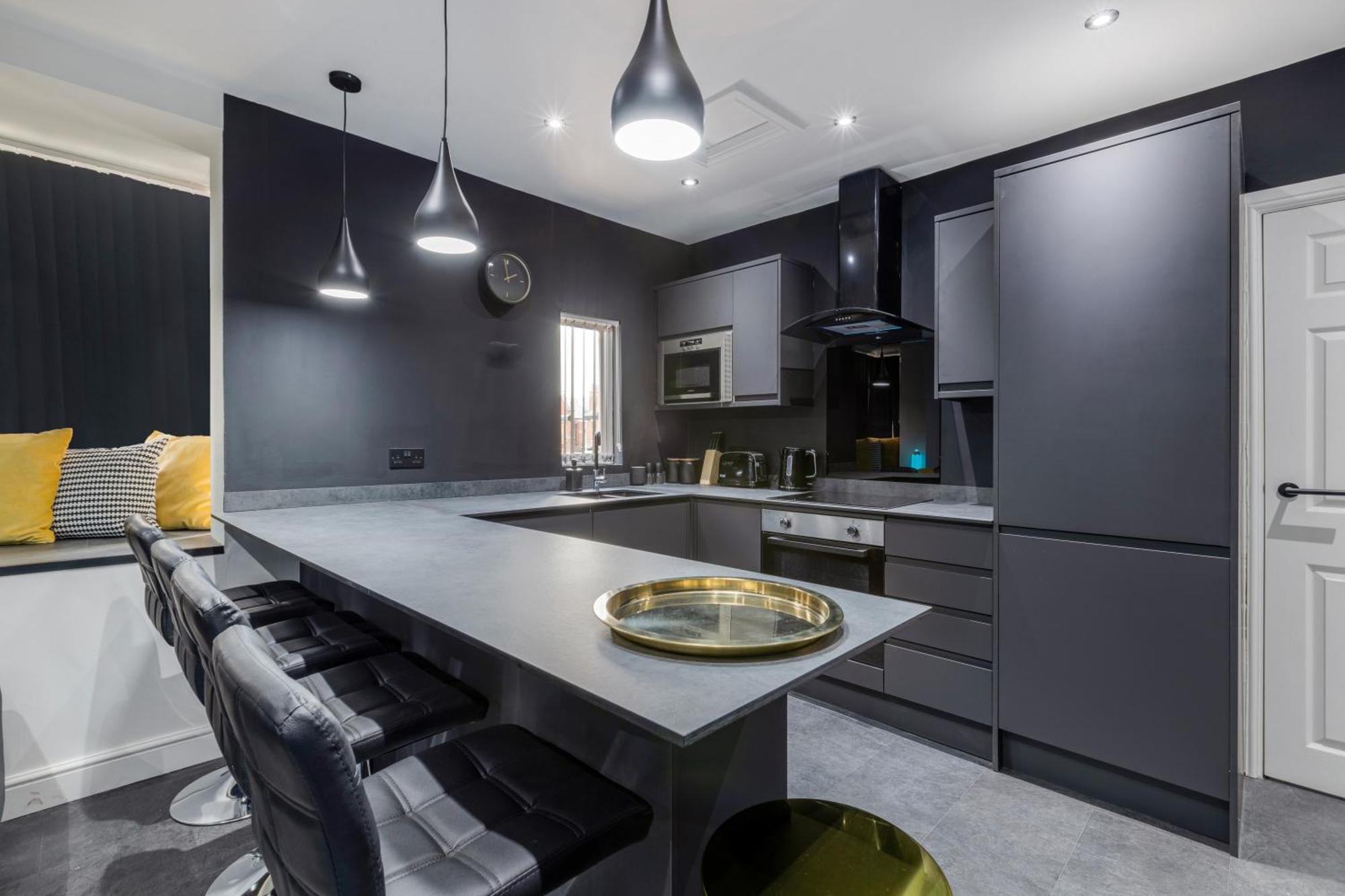 Two Bed Modern Apartment 5Min Walk To Town Centre With Free Parking ! Under New Management Блэкпул Экстерьер фото