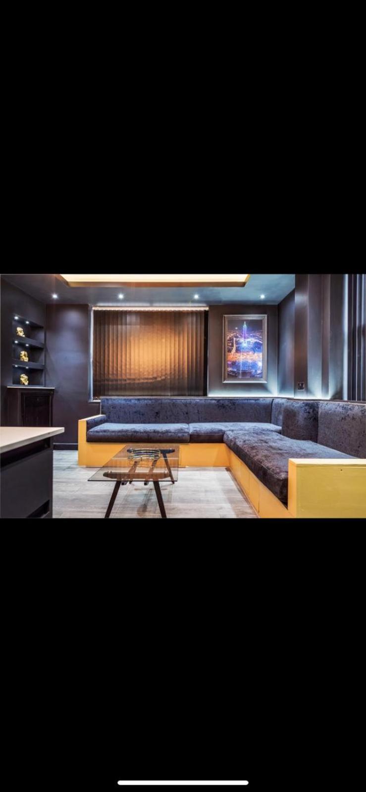 Two Bed Modern Apartment 5Min Walk To Town Centre With Free Parking ! Under New Management Блэкпул Экстерьер фото
