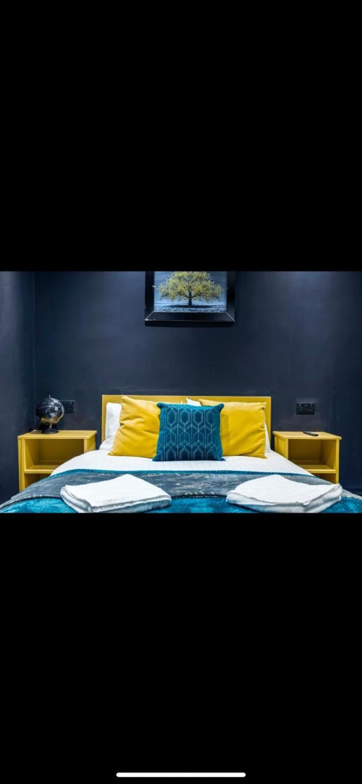 Two Bed Modern Apartment 5Min Walk To Town Centre With Free Parking ! Under New Management Блэкпул Экстерьер фото