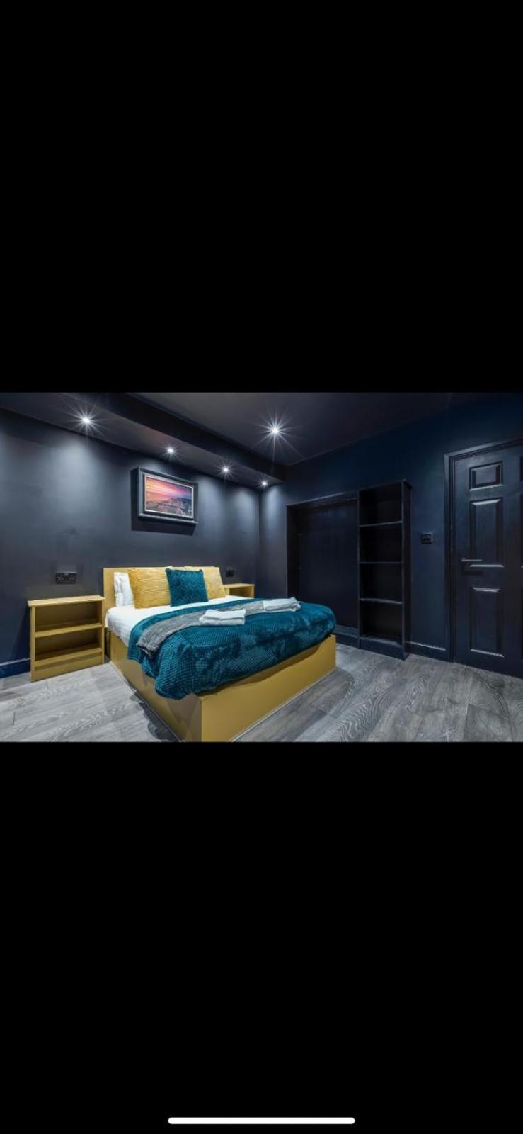 Two Bed Modern Apartment 5Min Walk To Town Centre With Free Parking ! Under New Management Блэкпул Экстерьер фото